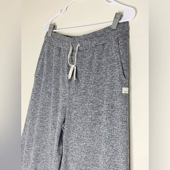 Vuori- Halo Wide Leg Essential Pant - Picture 6 of 9